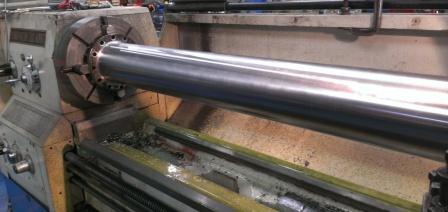 Laser Cladding of a worn hollow Hydraulic Shaft